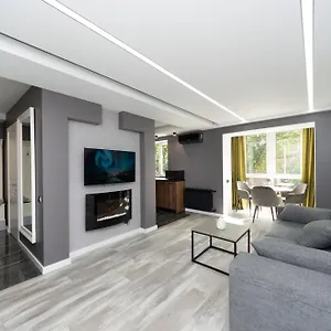  Apartment Luxrent On Lesi Ukrainki -