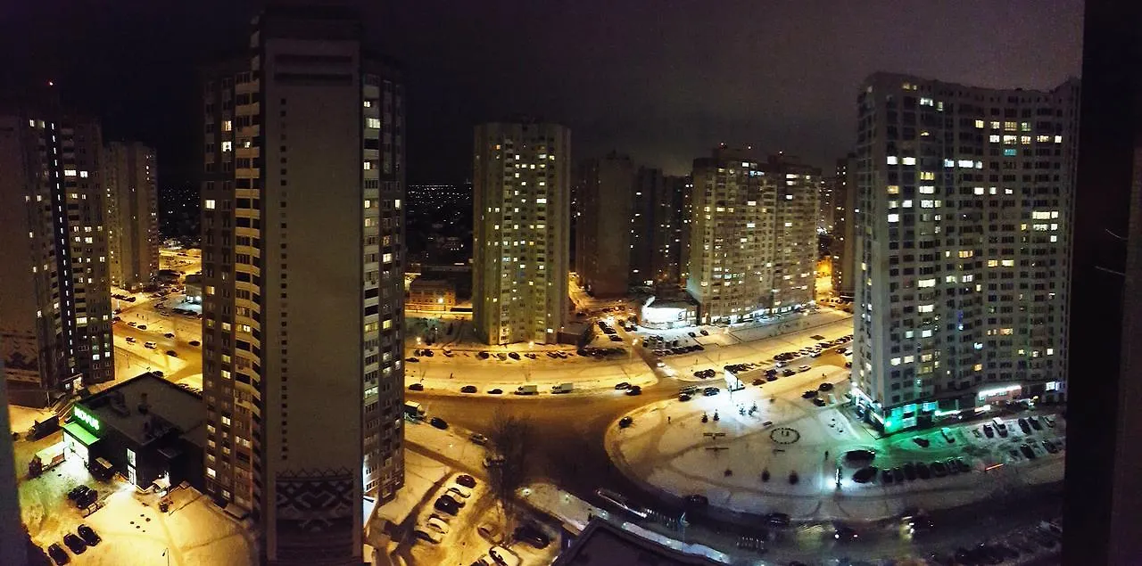 Apartment Near Metro Pozniaky Киев Украина